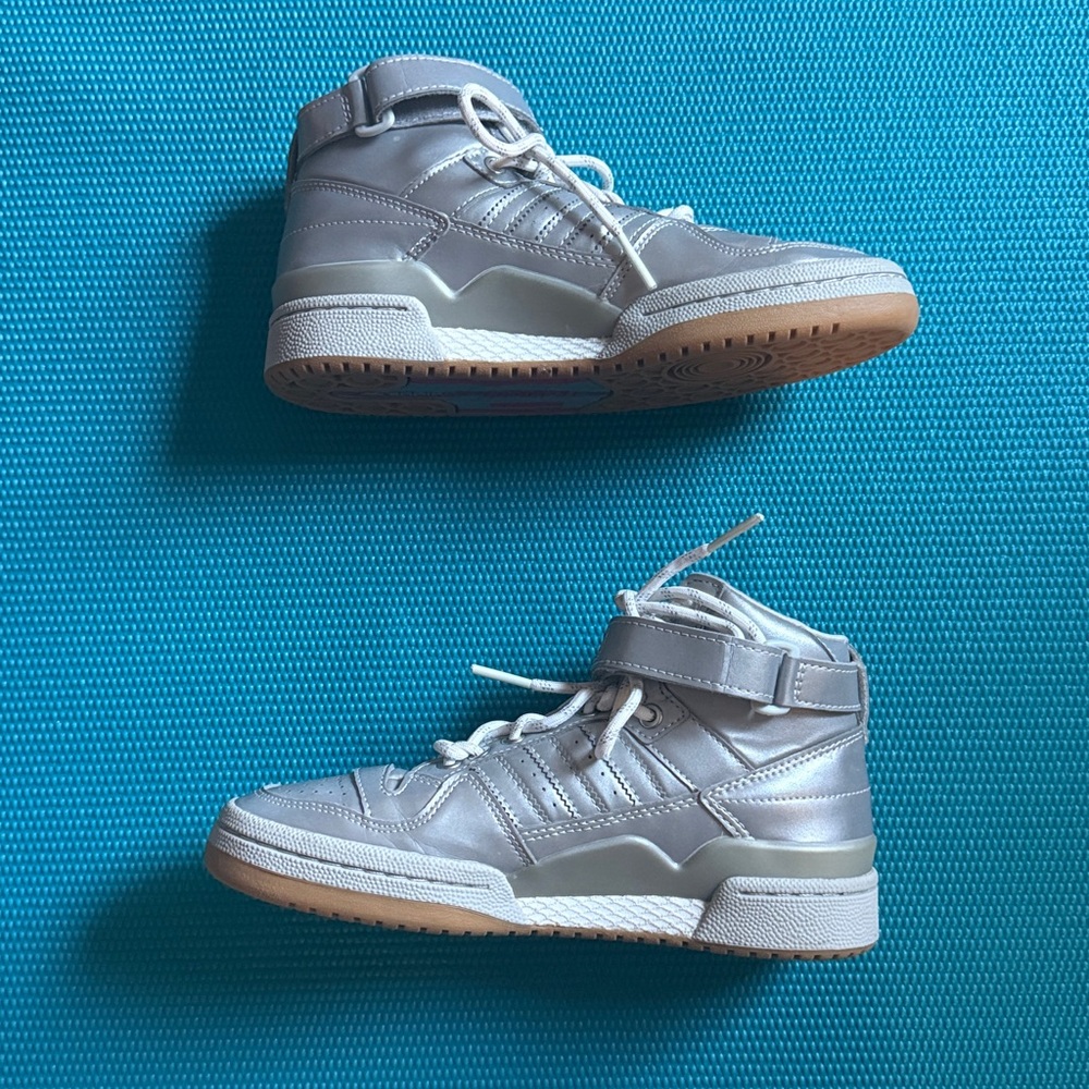 Gently Worn Adidas Ivy Park Forum Mid Silver Metallic